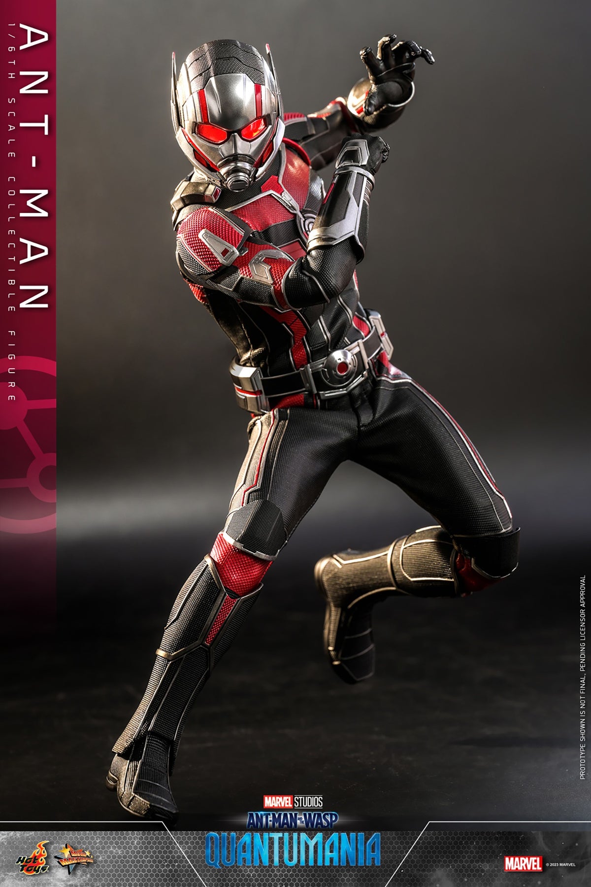Ant-Man Marvel Sixth Scale Figure