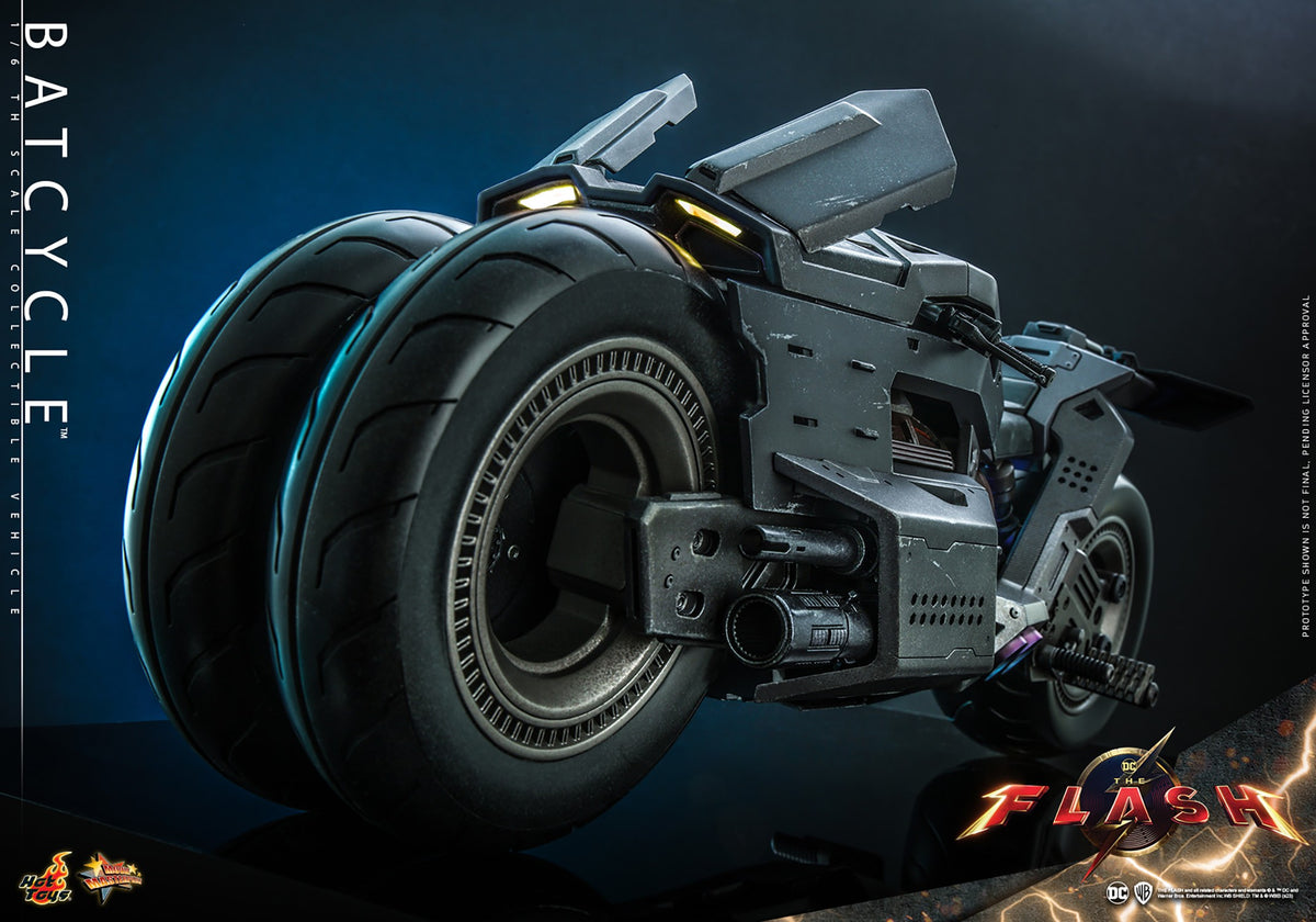 Batman DC Sixth Scale Figure