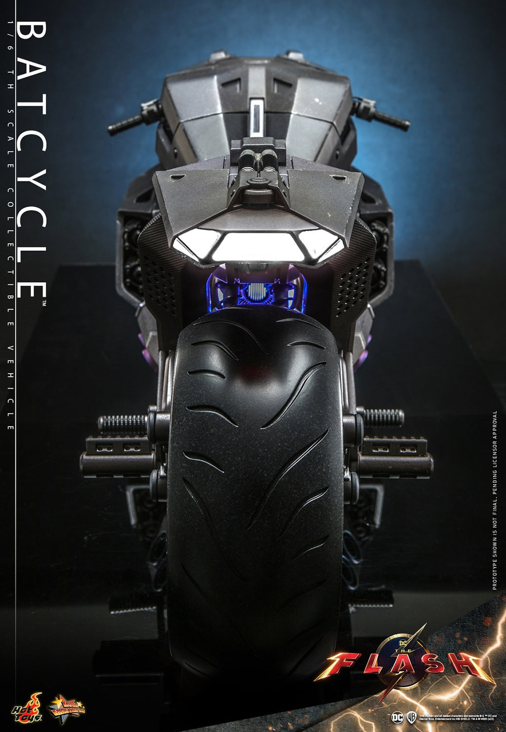 Batman DC Sixth Scale Figure