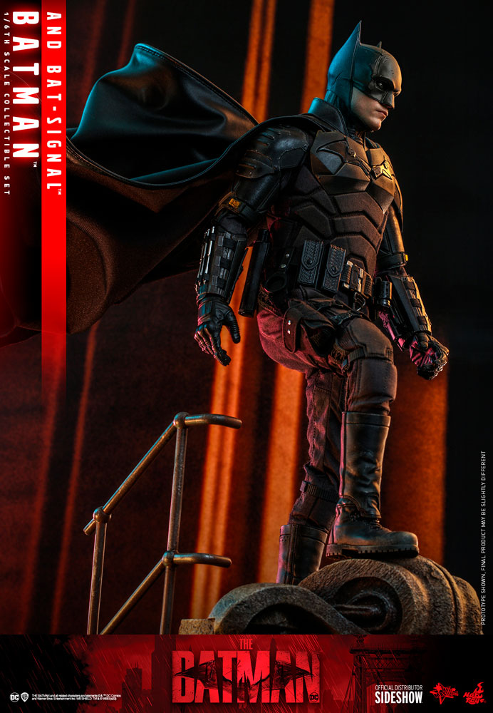 Batman and Bat-Signal DC Sixth Scale Figure