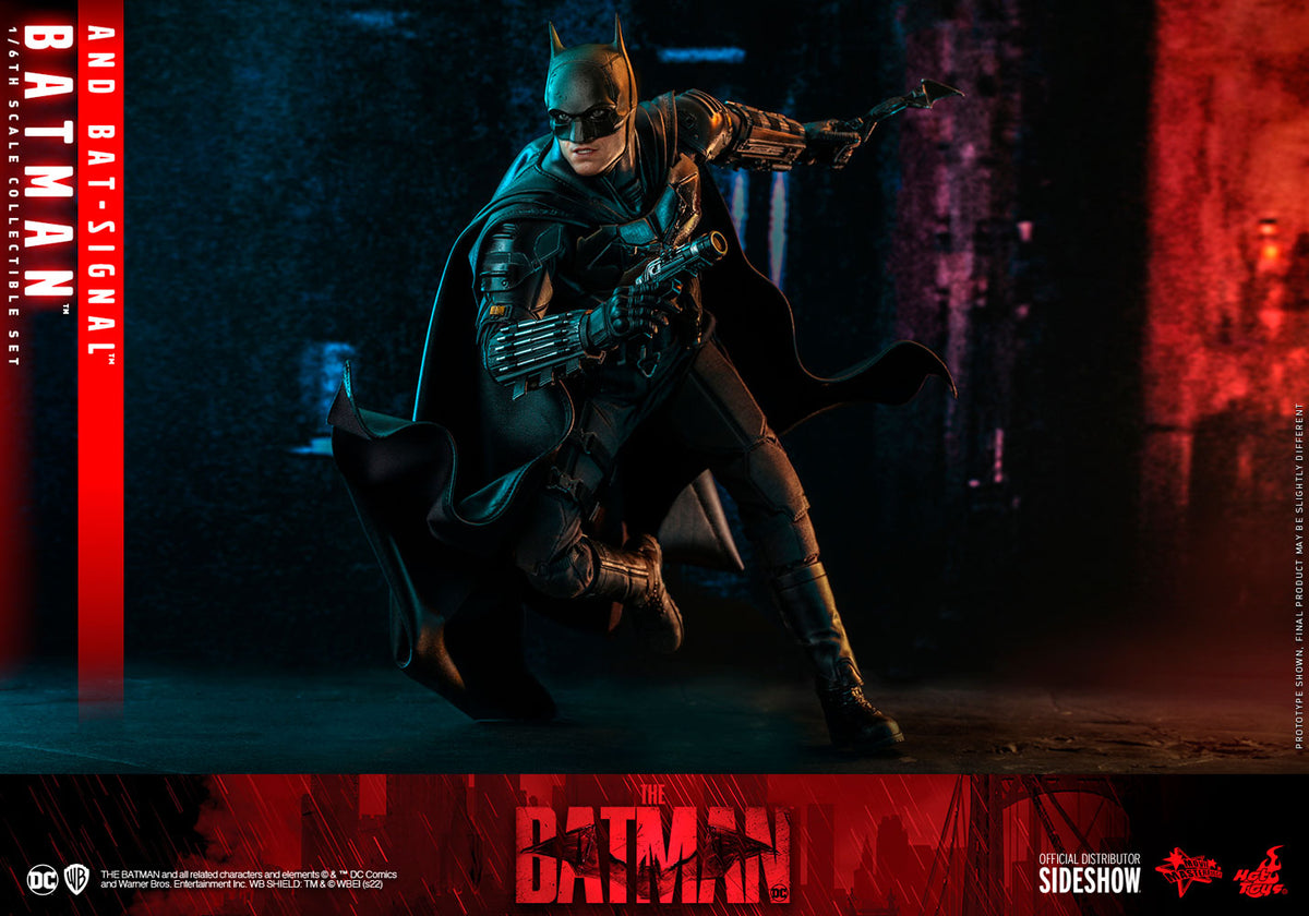 Batman and Bat-Signal DC Sixth Scale Figure