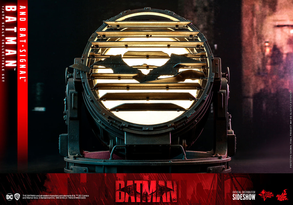 Batman and Bat-Signal DC Sixth Scale Figure