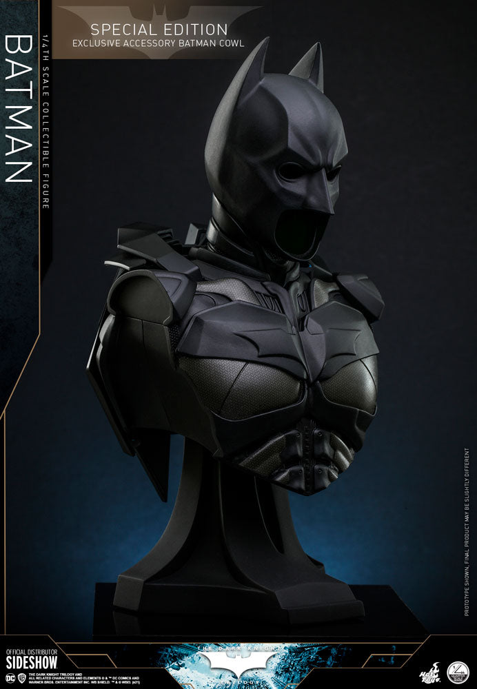 Batman DC Quarter Scale Figure