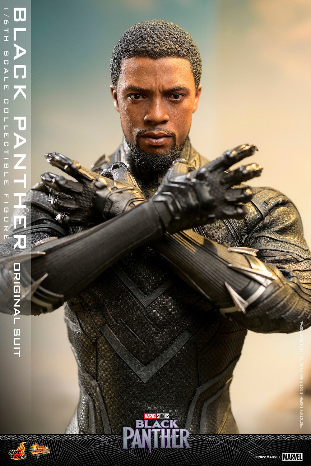 Black Panther (Original Suit) Marvel Sixth Scale Figure