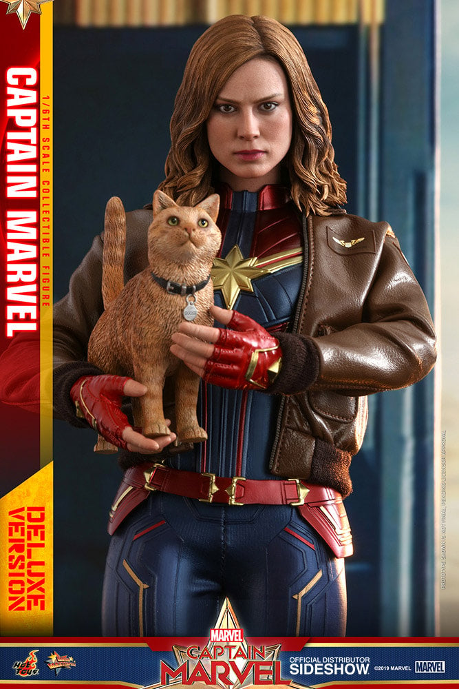 Captain Marvel Sixth Scale Figure