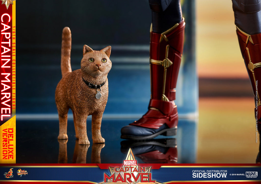 Captain Marvel Sixth Scale Figure
