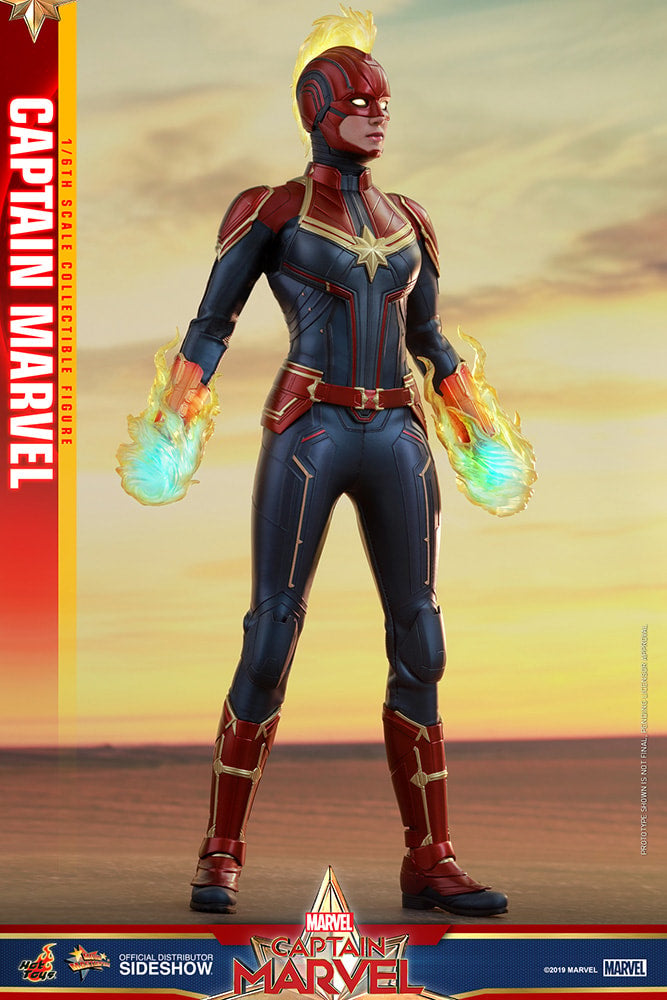 Captain Marvel Sixth Scale Figure