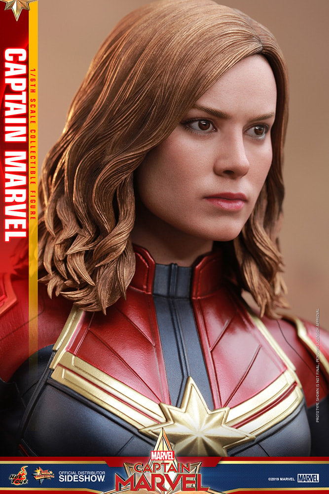 Captain Marvel Sixth Scale Figure