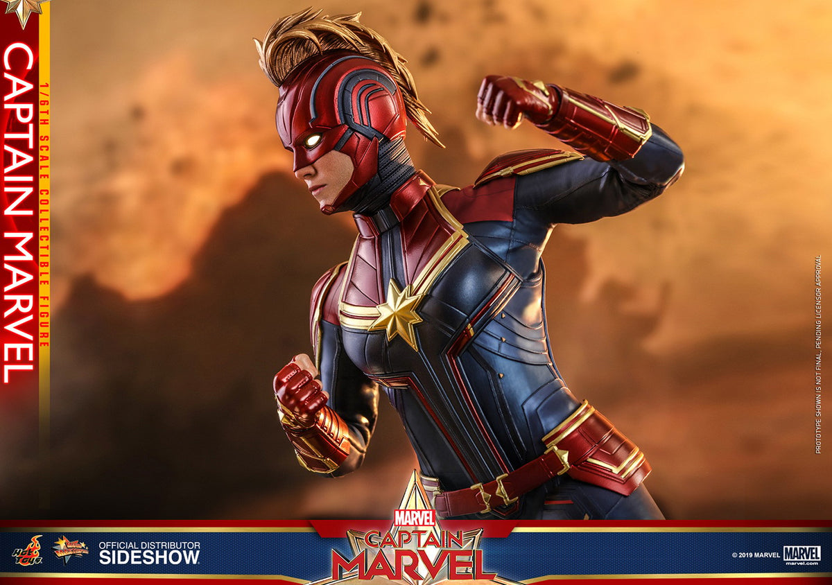 Captain Marvel Sixth Scale Figure