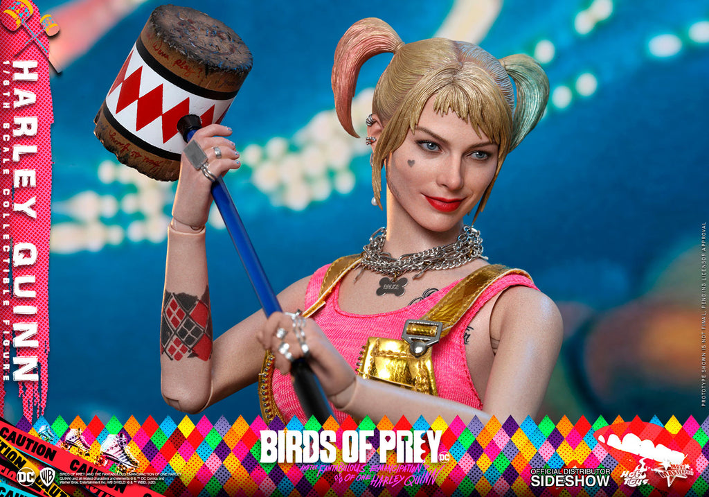 Harley Quinn DC Sixth Scale Figure