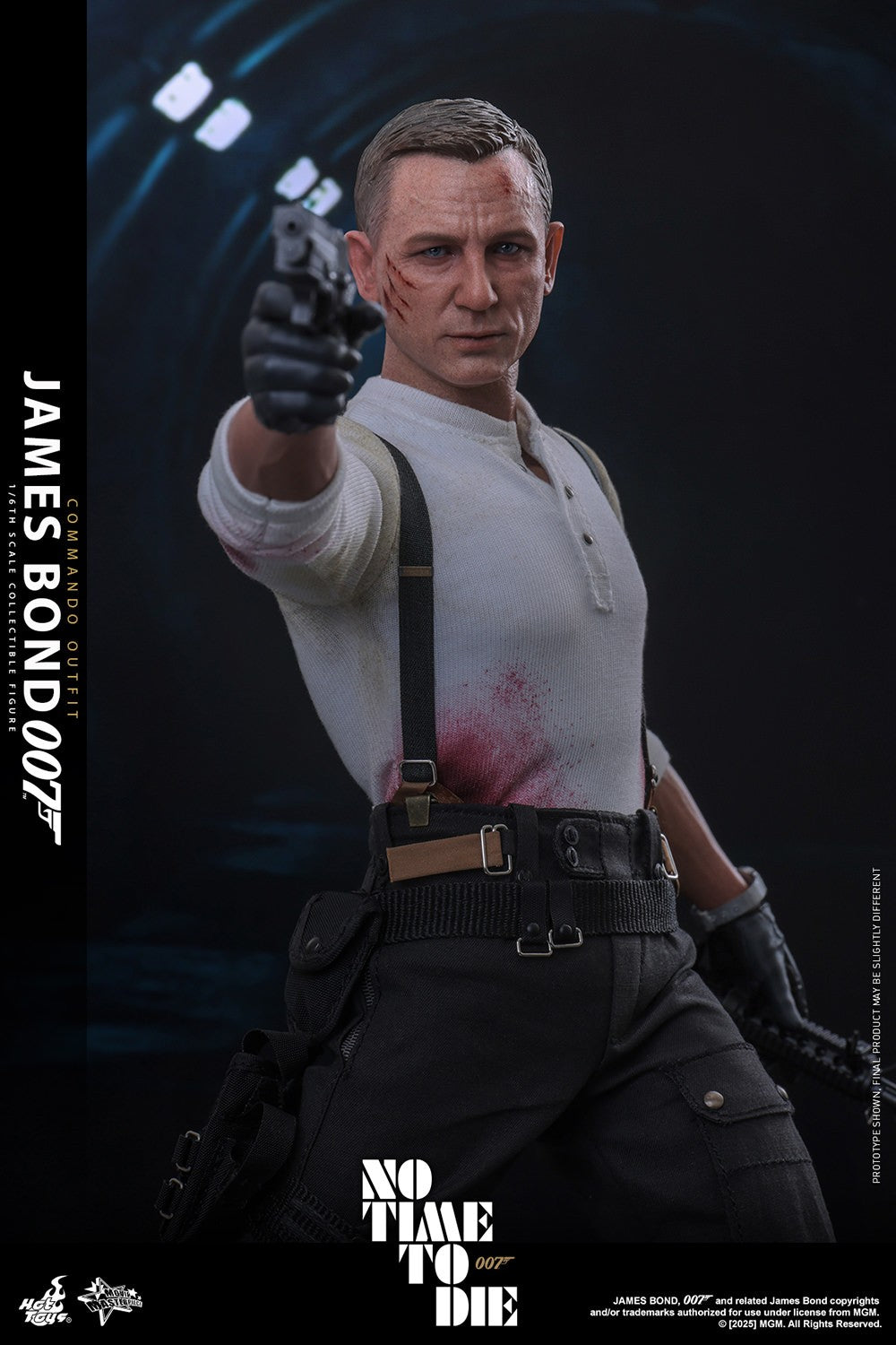 James Bond (Commando Outfit) Sixth Scale Figure