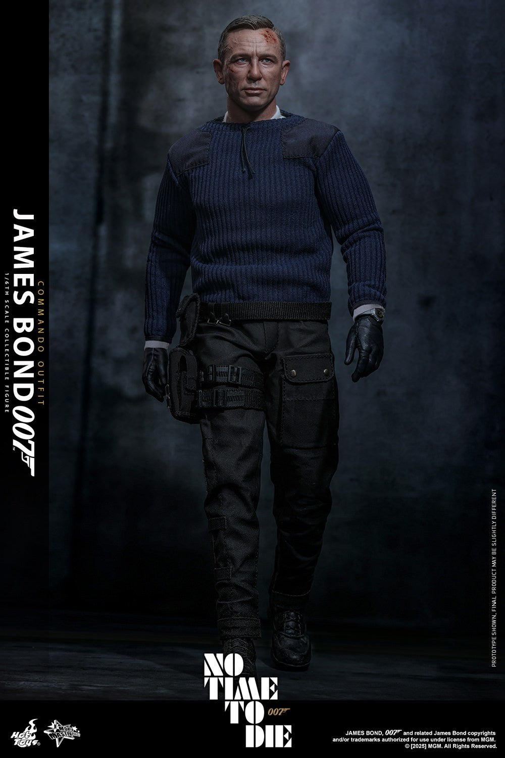 James Bond (Commando Outfit) Sixth Scale Figure