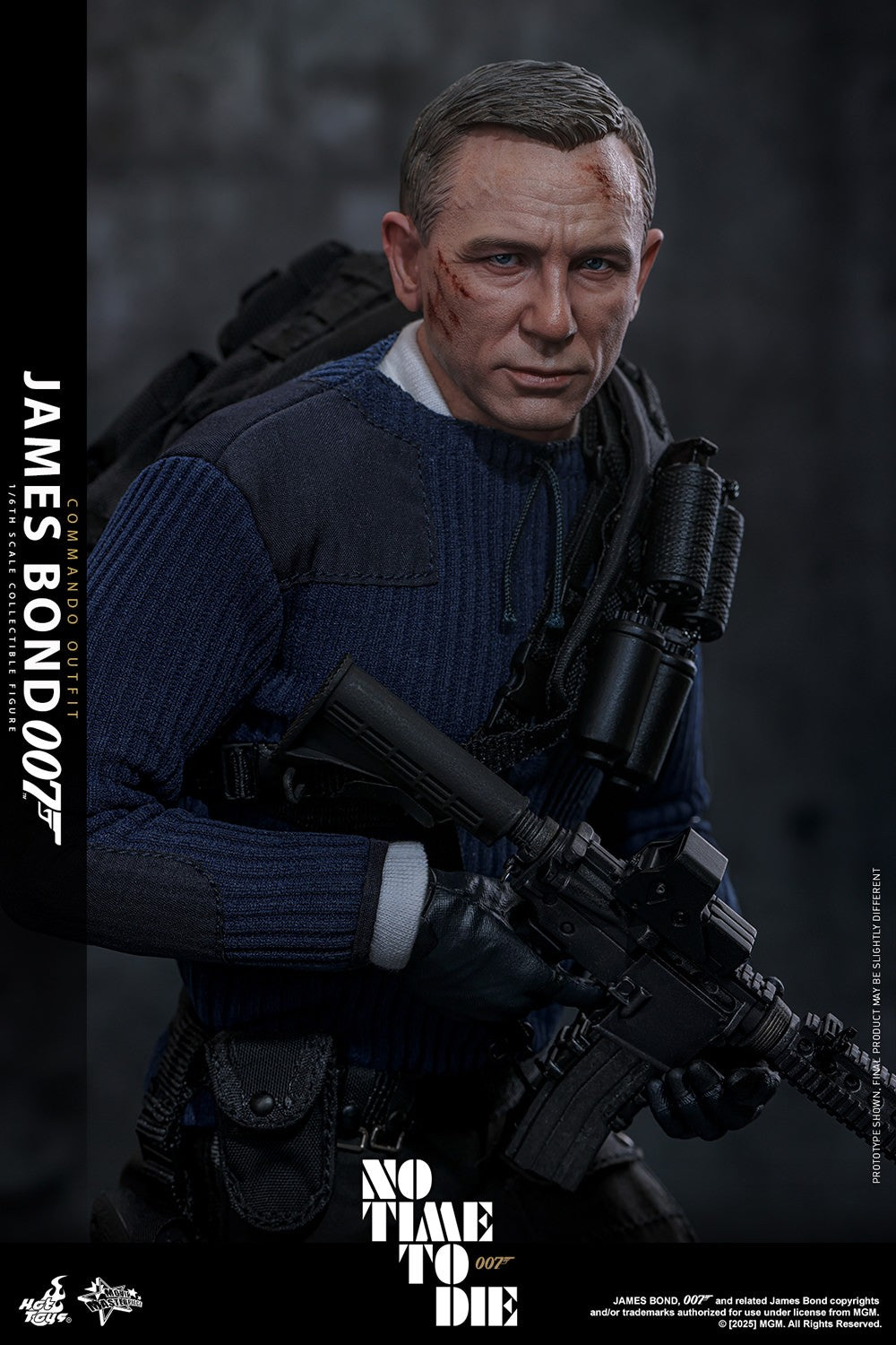 James Bond (Commando Outfit) Sixth Scale Figure