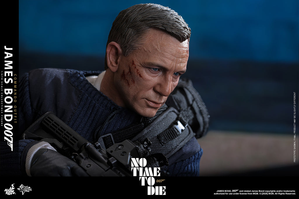 James Bond (Commando Outfit) Sixth Scale Figure
