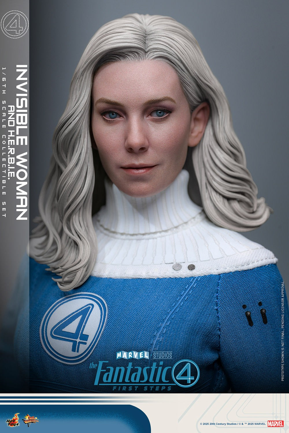 Invisible Woman Marvel Sixth Scale Figure