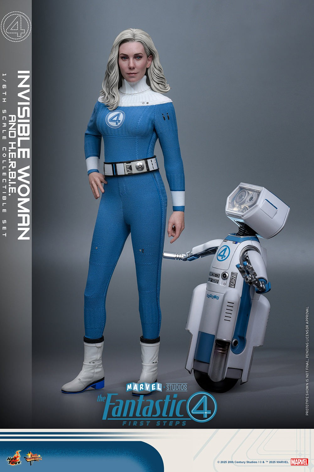 Invisible Woman Marvel Sixth Scale Figure