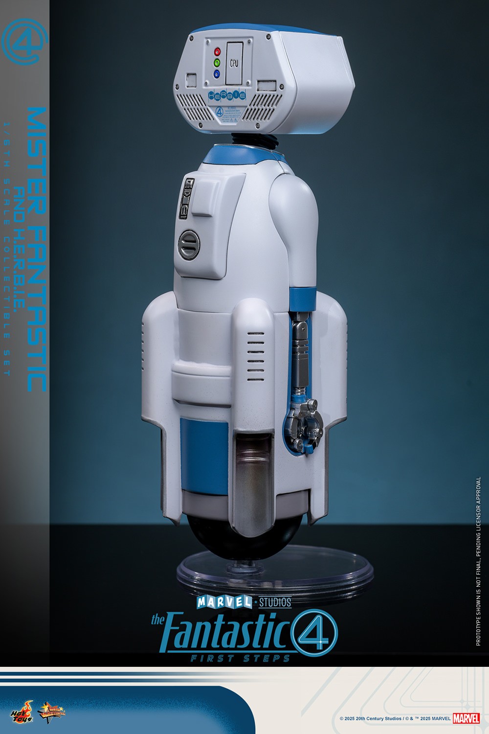 Mister Fantastic Marvel Sixth Scale Figure