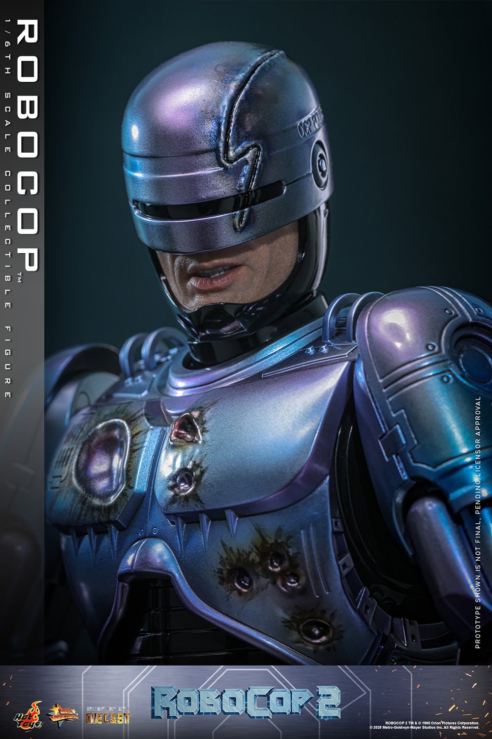 RoboCop Sixth Scale Figure