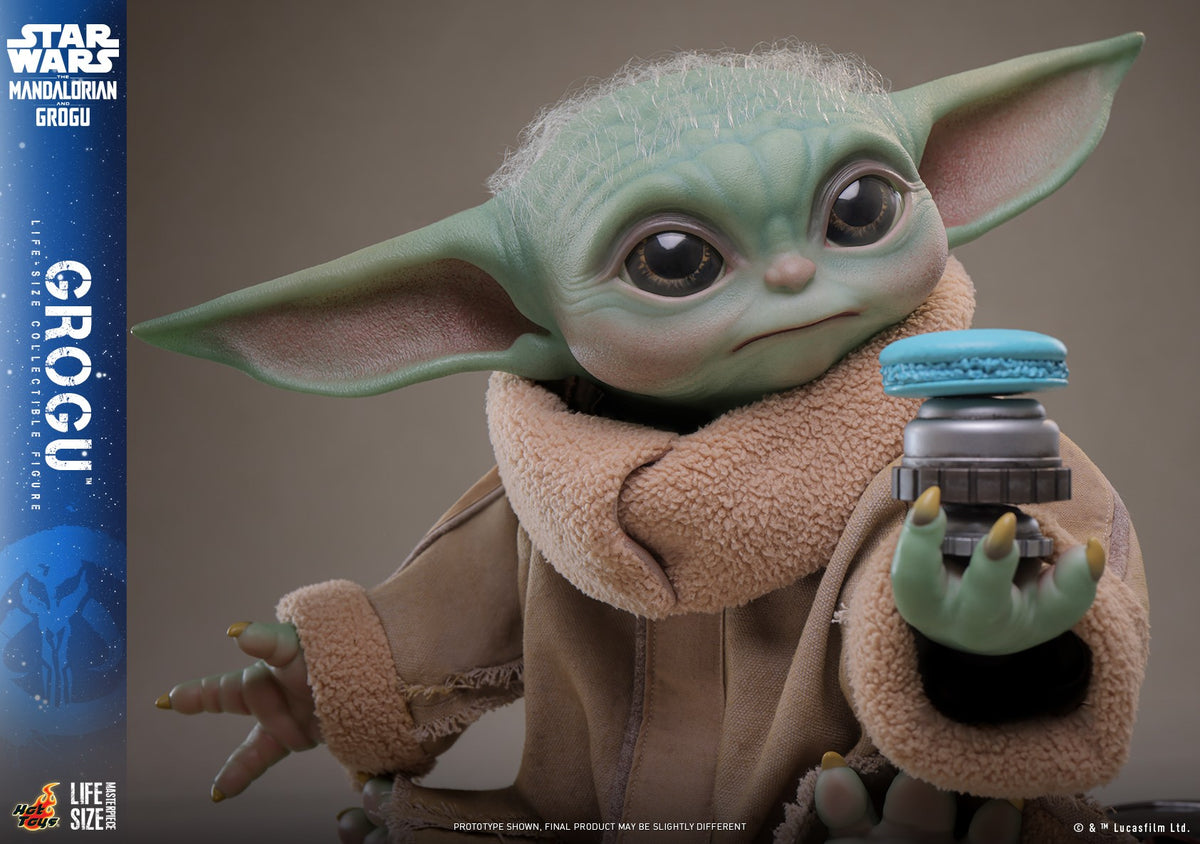 Grogu Star Wars Life-Size Figure