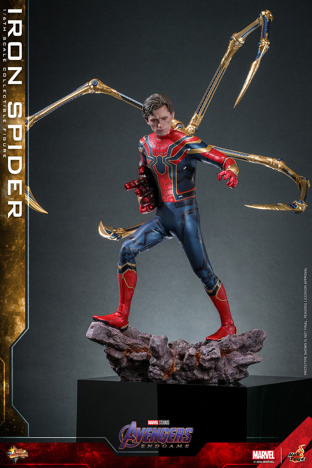 Iron Spider Marvel Sixth Scale Figure