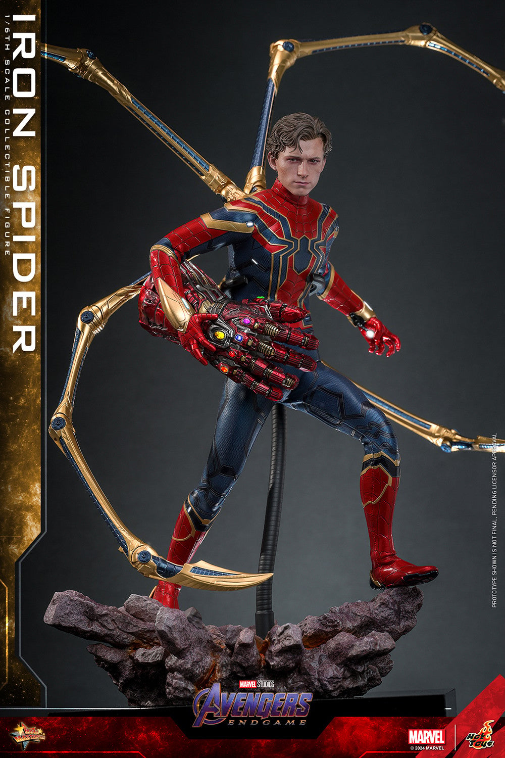 Iron Spider Marvel Sixth Scale Figure