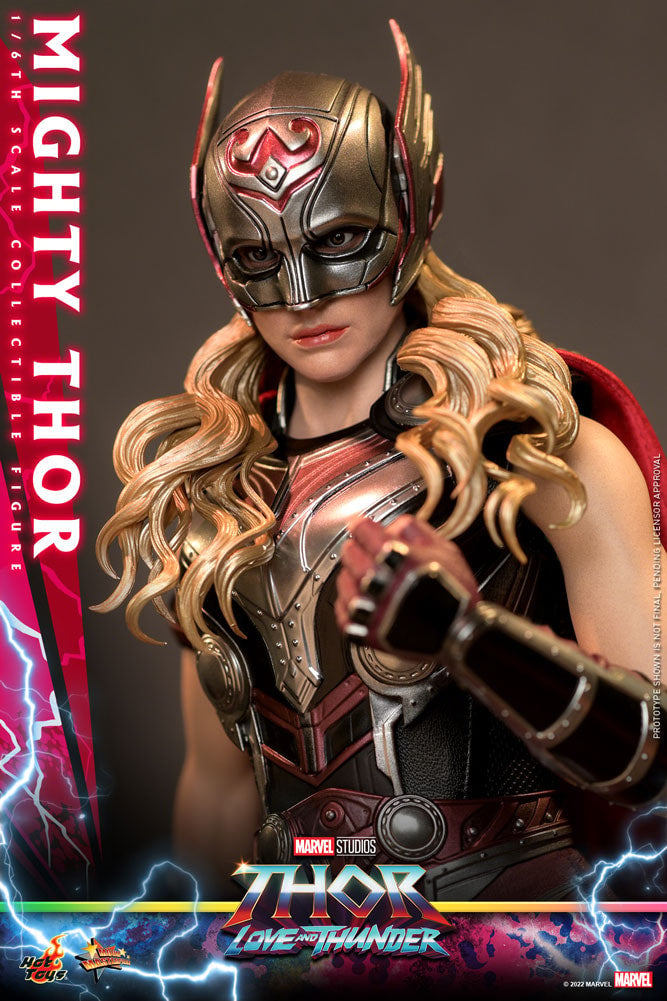 Mighty Thor Marvel Sixth Scale Figure