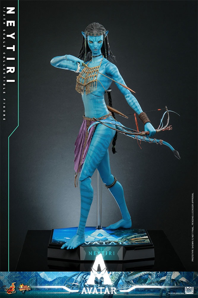 Neytiri AVATAR Sixth Scale Figure