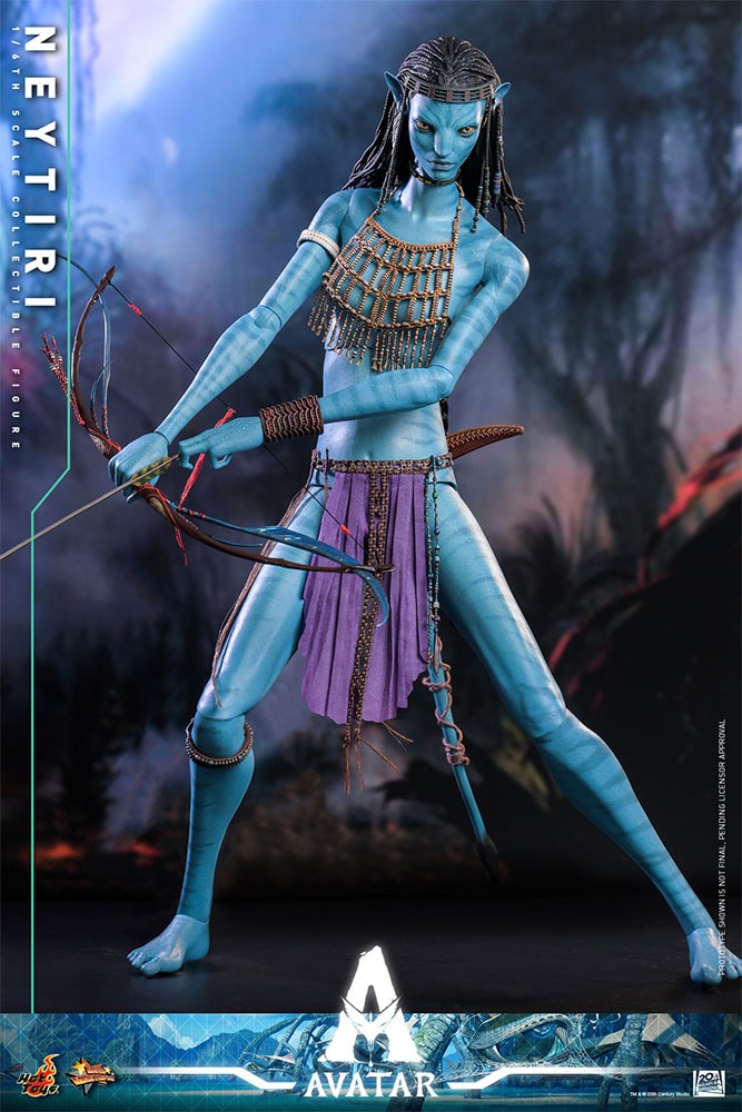 Neytiri AVATAR Sixth Scale Figure