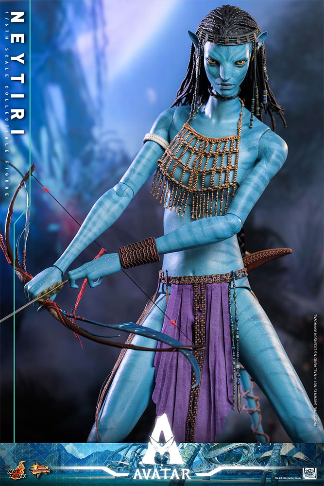 Neytiri AVATAR Sixth Scale Figure