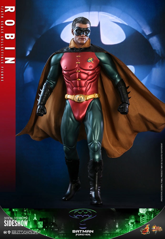 Robin DC Sixth Scale Figure
