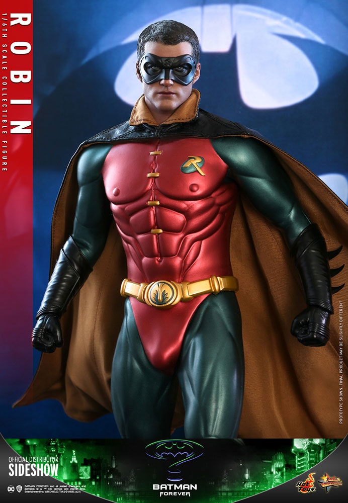 Robin DC Sixth Scale Figure
