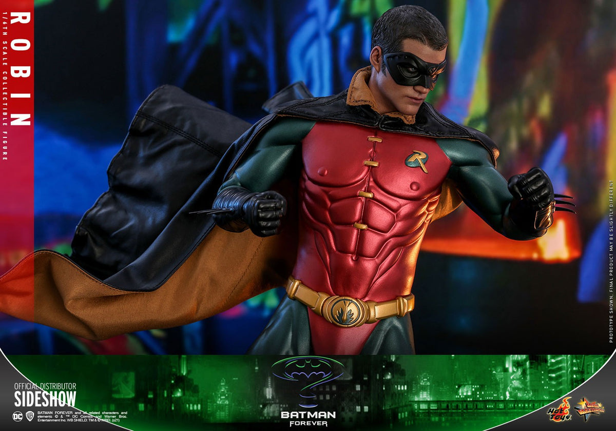 Robin DC Sixth Scale Figure