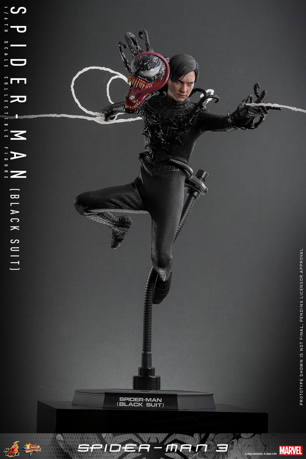 Spider-Man (Black Suit) Marvel Sixth Scale Figure