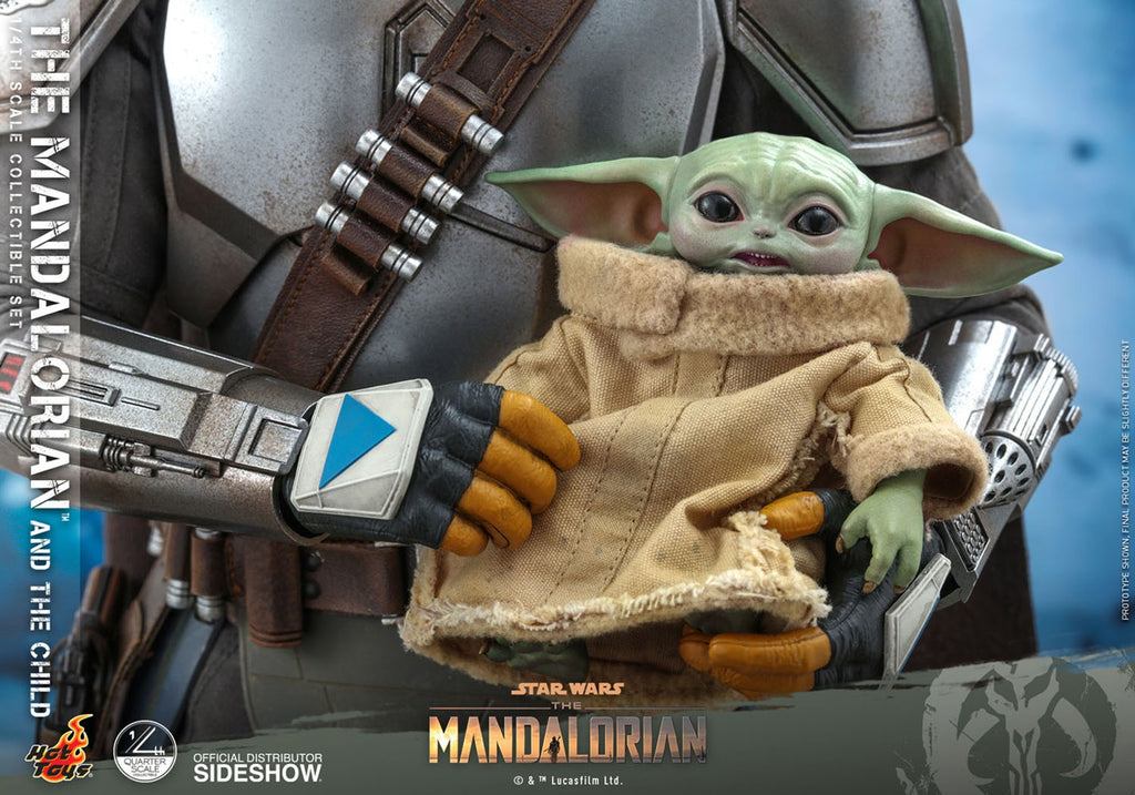 The Mandalorian and The Child Star Wars Quarter Scale Figure