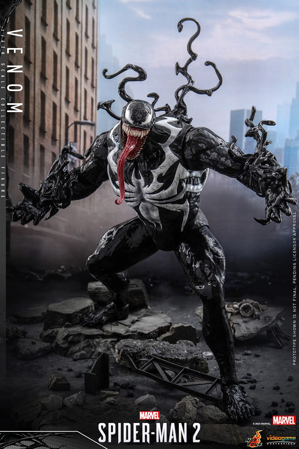 Venom Marvel Sixth Scale Figure
